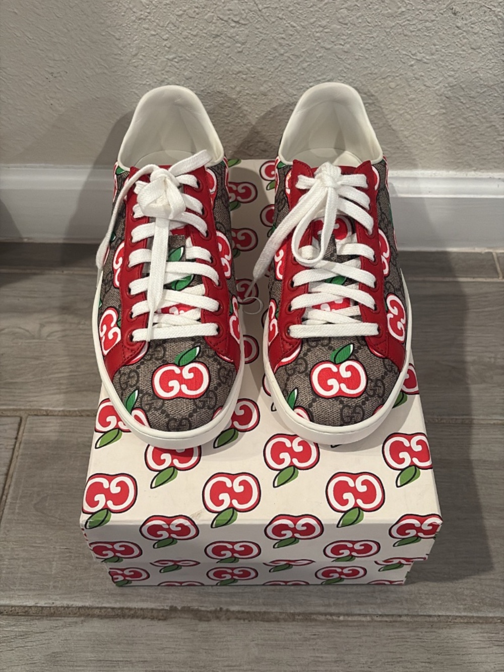 Gucci Sneakers